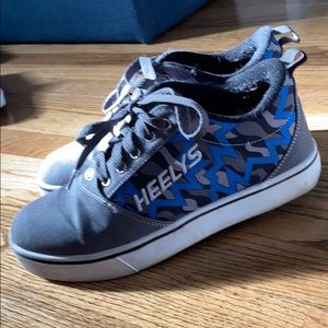 Heelys boys camo shoes